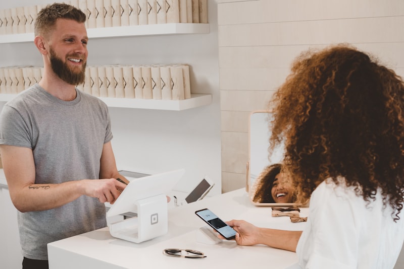Automazione e-commerce con intelligenza artificiale